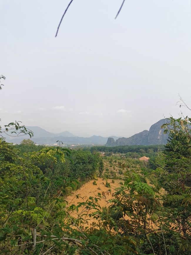 Continuing the journey to Vang Vieng - Hike to the Silver Cross Viewpoint and hot air balloon ride