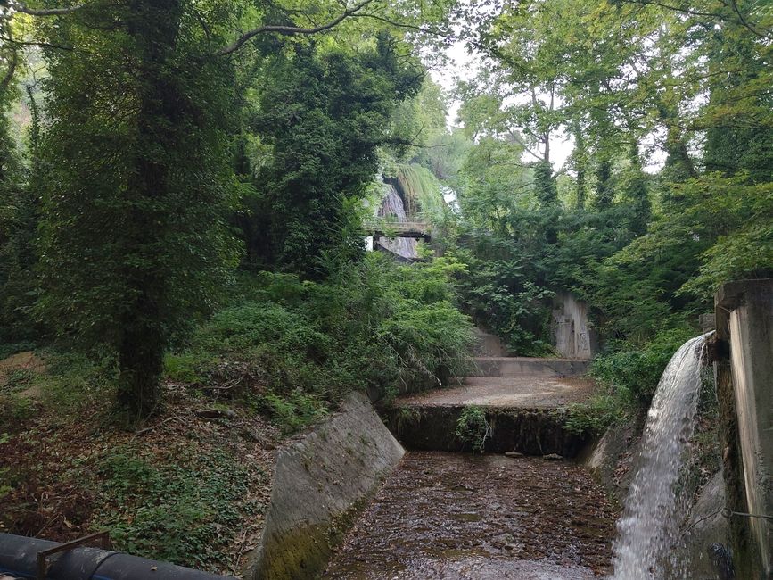 A part waterfall