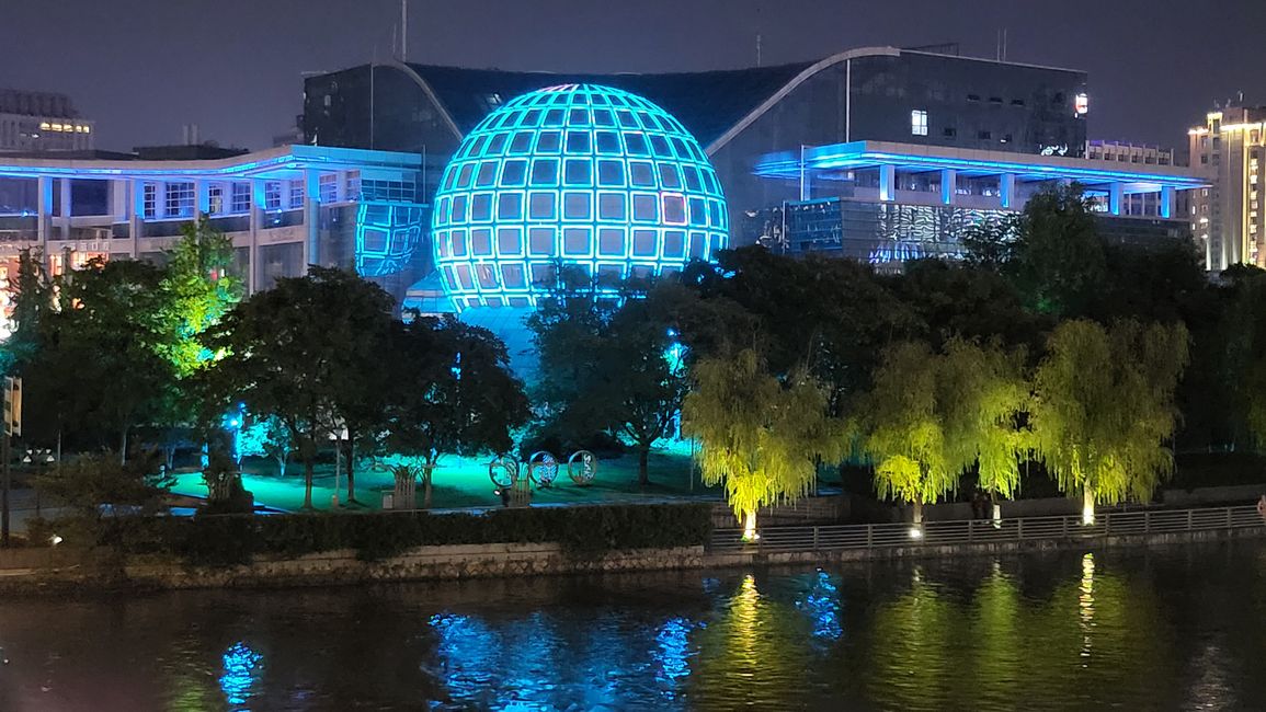 Night Lighting at the Imperial Canal