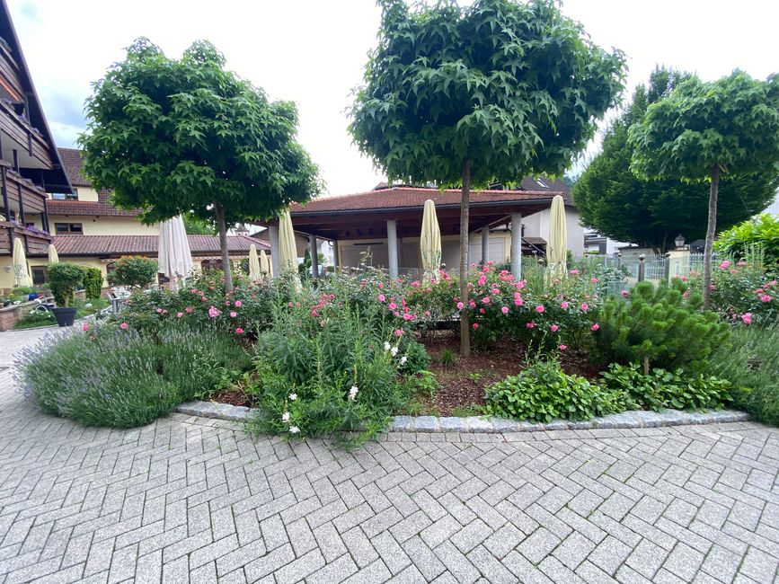 - und am Pavillion