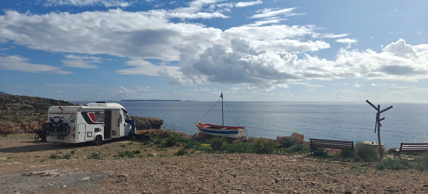 Parkplatz am Staousa Beach