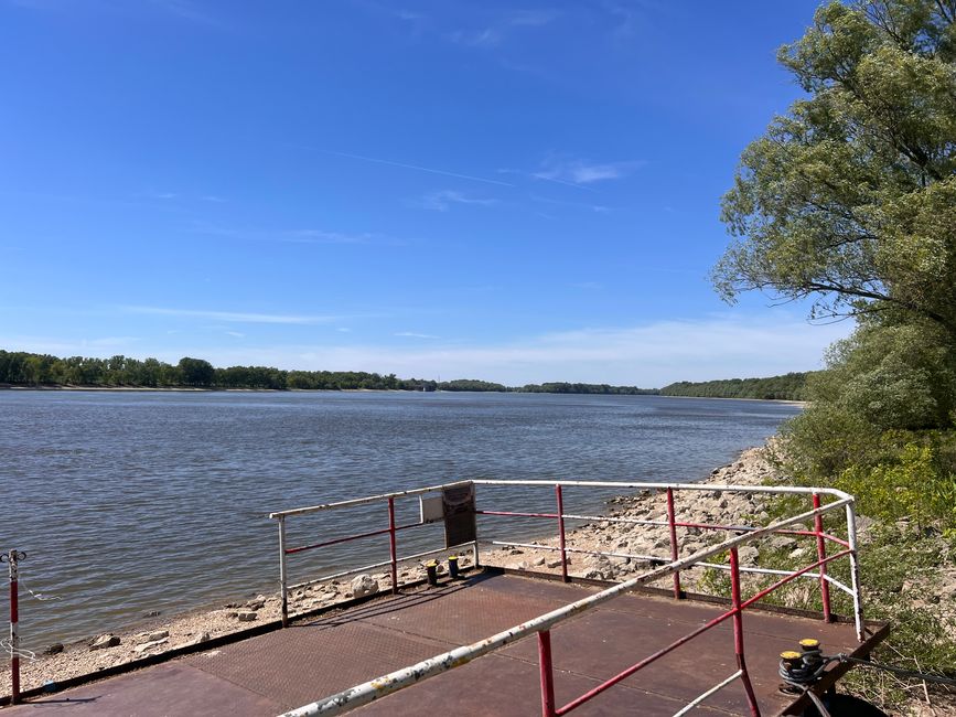 04 nach Stūrovo