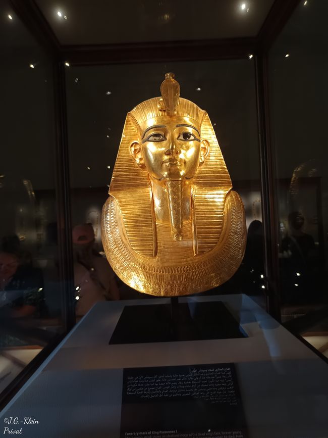 Pyramiden, Sphinx, Museum und Stadt
Tag 2