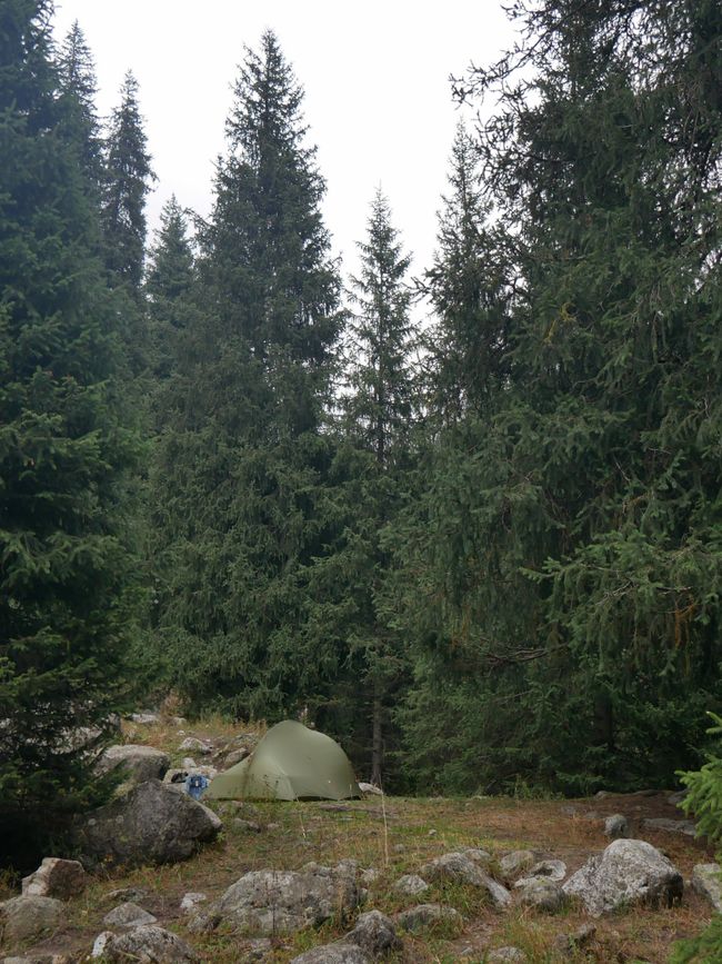 Attraversamento del Passo nel massiccio del Ile-Alatau