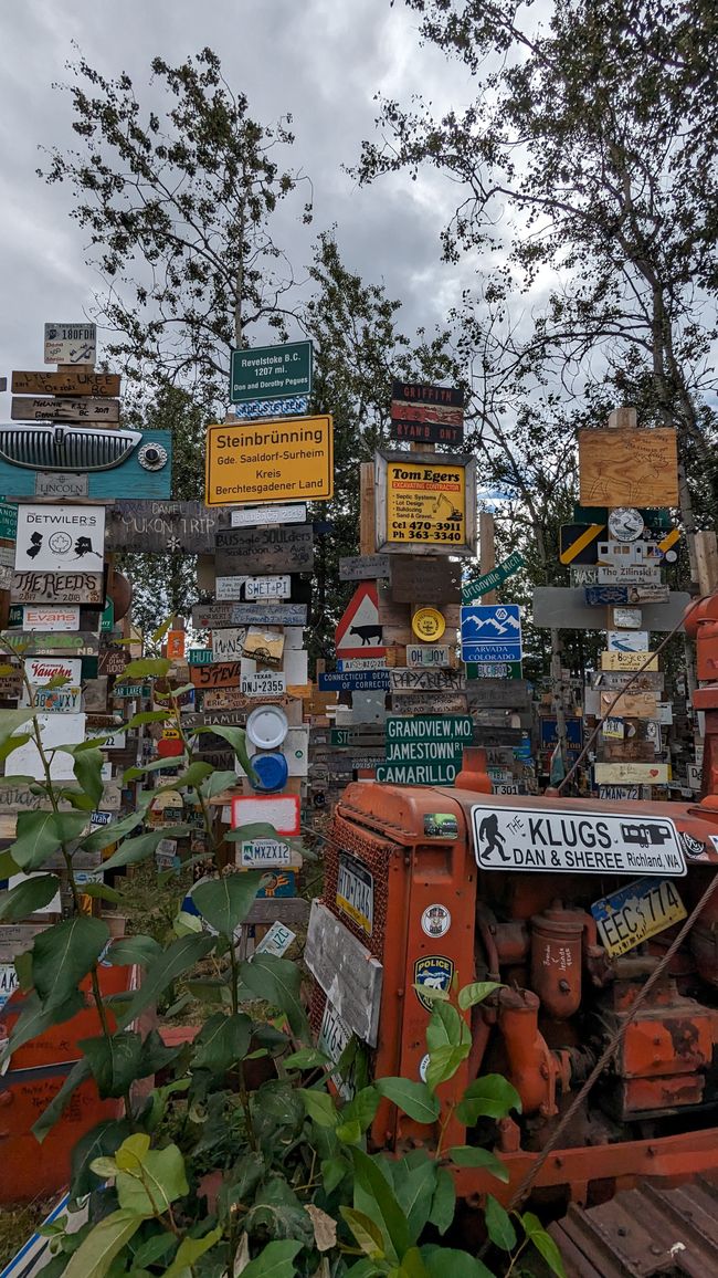 Sign Post Forest (forest of signs) Watson Lake