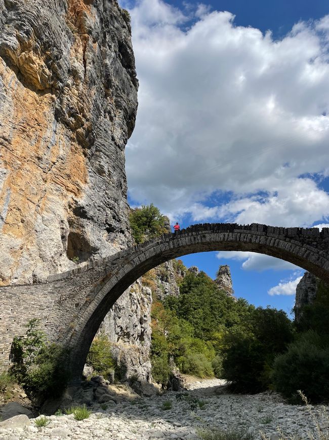 Die Kokkorou-Brücke. Nur hier war es trubelig, alle anderen Brücken hatten wir für uns 