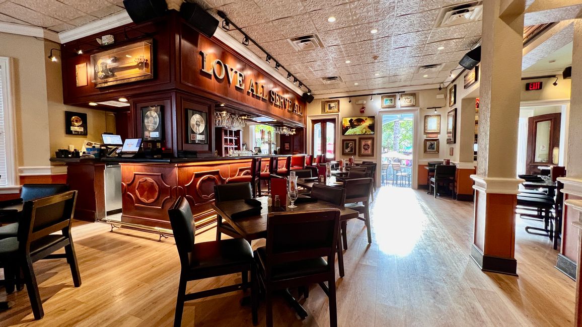 Tag 396 - Southernmost point & Duval Street by Golf Cart