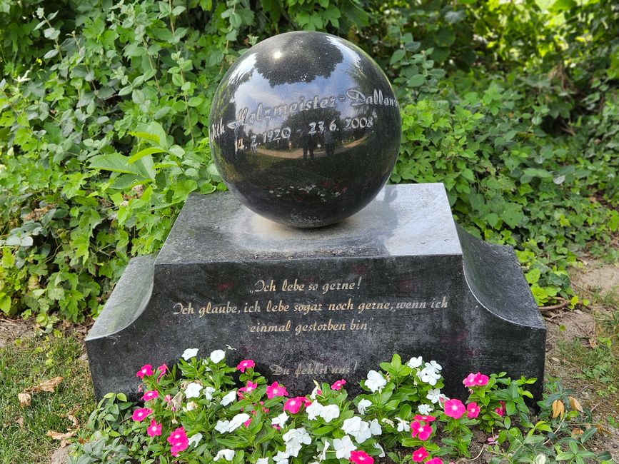 Juillet 2025 - Vienne - Cimetière central de Vienne