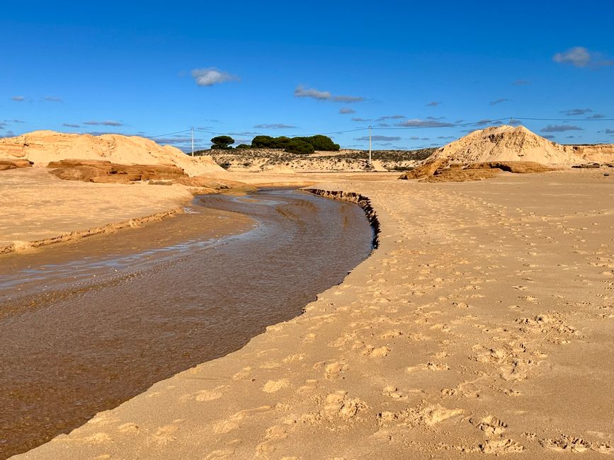 Beach walk from Salgados to Armação de Pêra – Sun, sand, and sea