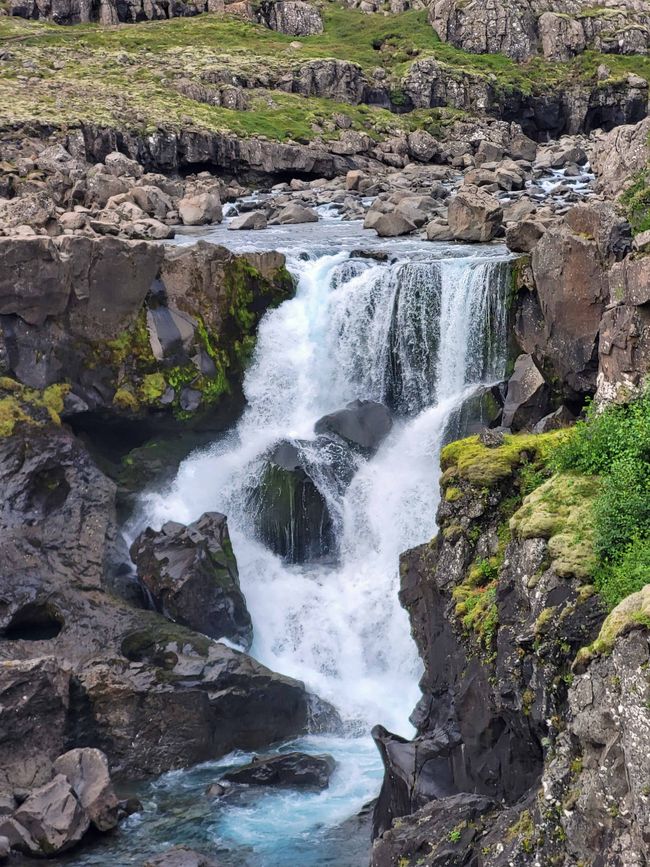 Valley of Waterfalls 