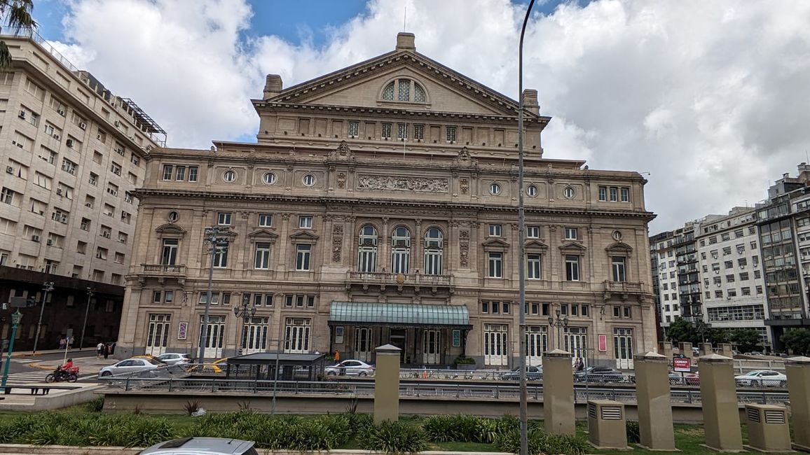 Hop On Hop Off Buenos Aires - Tag 1