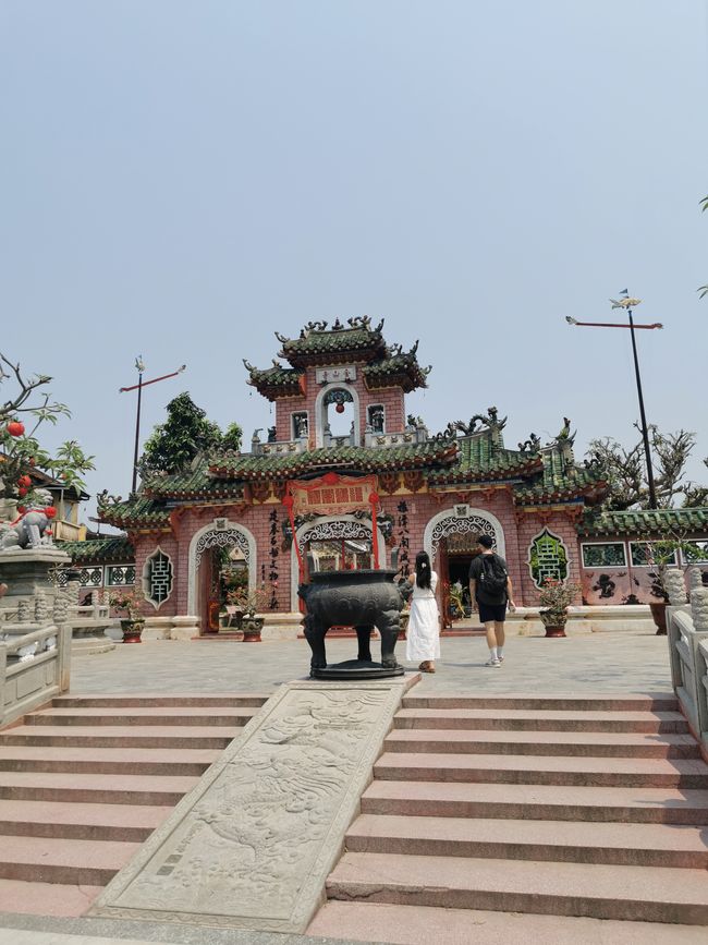 Sala di assembla di Phu Kien -