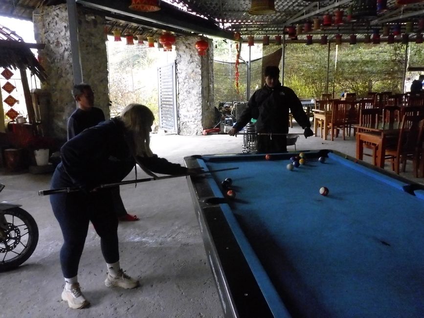 Bis der Strom wieder kommt spielen wir Billard