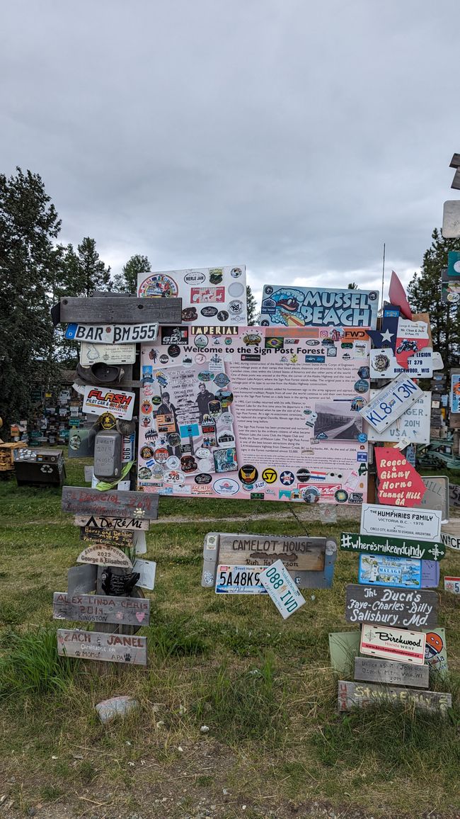 Sign Post Forest (Schilderwald) Watson Lake