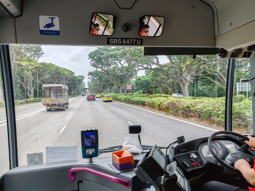 "Grüne" Autobahn von Singapur City bis nach Changi Airport