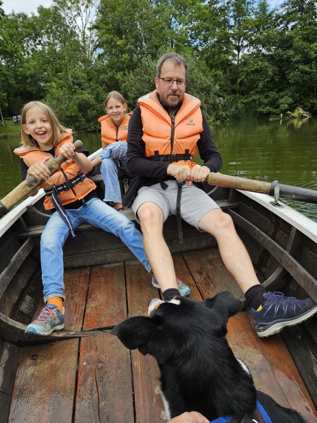 Boat ride in Sagnlandet