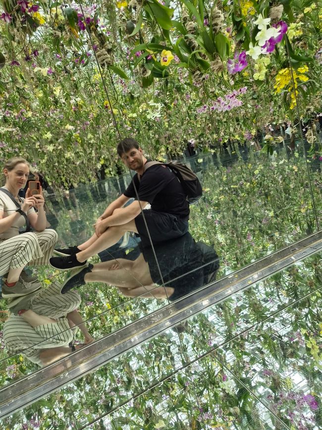 TeamLab Planets