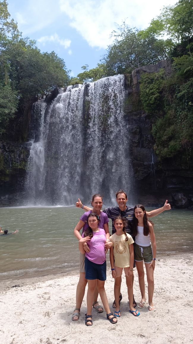 Costa Rica_ Fahrt zur Ranch + Wasserfälle