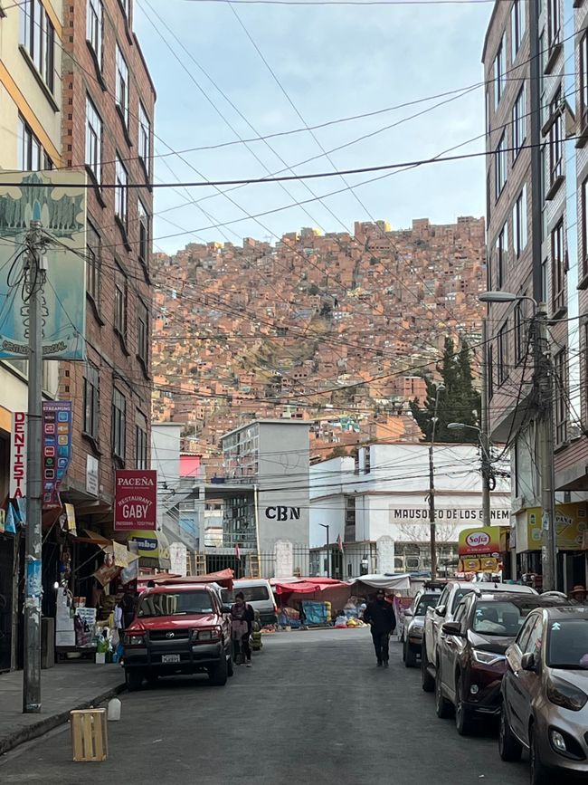 Escena callejera en La Paz