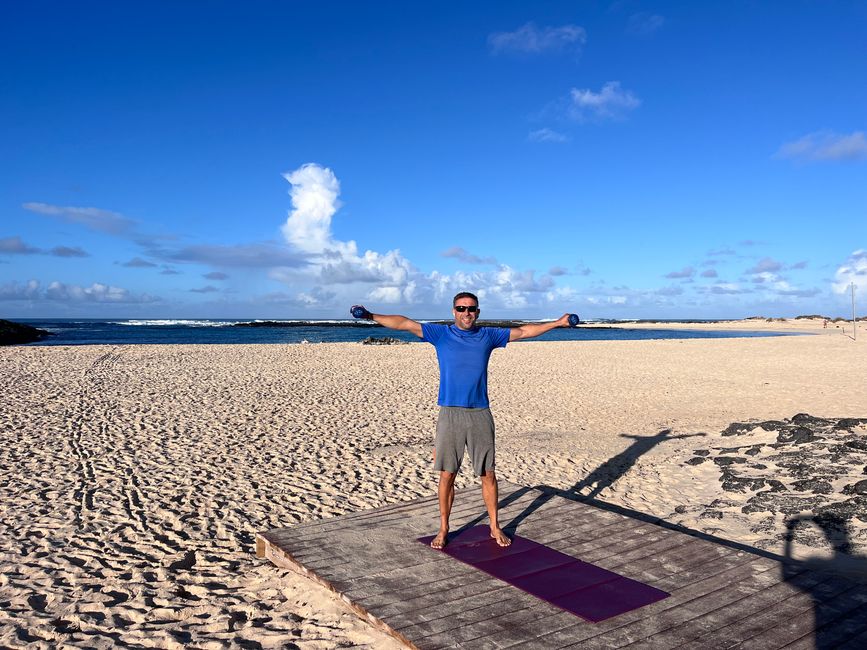 Morgens Sport am Strand - schönes Ritual dieser Reise
