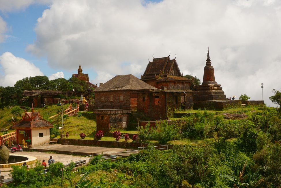 Wat Sampov Pram im Bokor Nationalpark