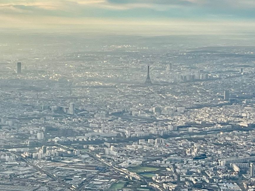 Der Eiffelturm im Hintergrund 