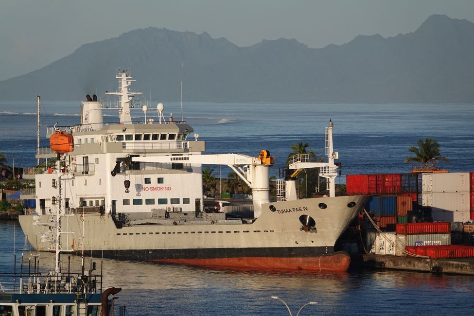 Farewell to the ARANUI 5 ....