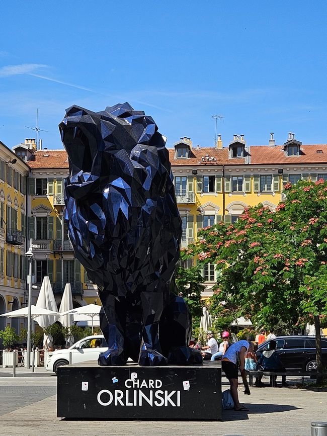 Richard Orlinski: „Roaring Lion“ 2020, Place Giuseppe Garibaldi