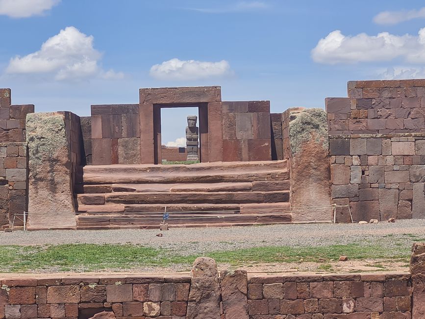 Tag 32, 33, 34 und 35 Tiwanaku, LaPaz und Reise zu Uyuni