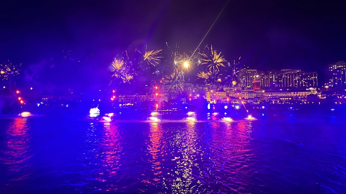 Tag 13 - Phu Quoc : Un spectacle étincelant à Sunset Town
