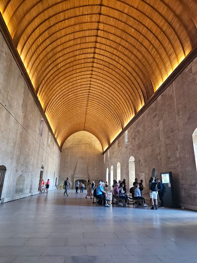 Palacio de los Papas: El gran Tinel