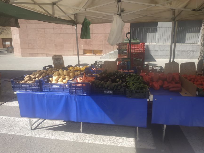 Wochenmarkt Bigues und Riells del Fai (Barcelona) (April 2024)