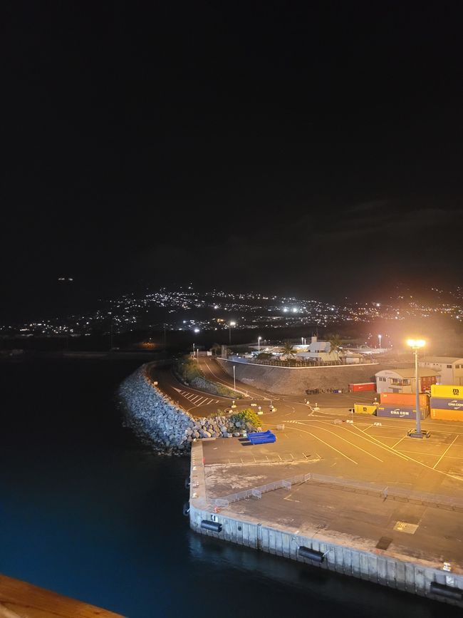 Día 134 de 175: Crucero alrededor del mundo - Le Port / Isla de la Reunión