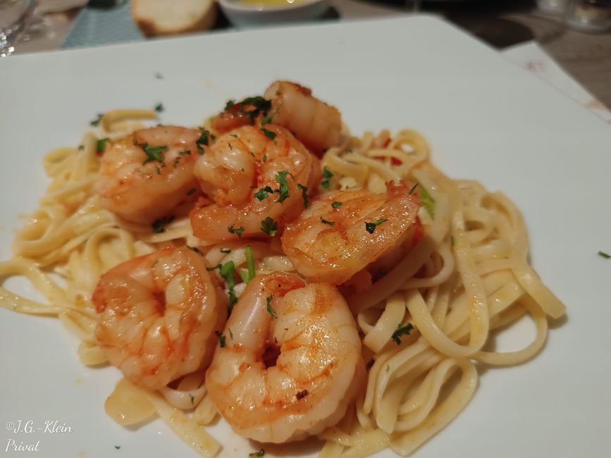 Hauptspeise: Linguine mir Riesengarnelen