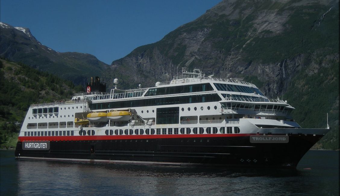 Hurtigruten 2025
