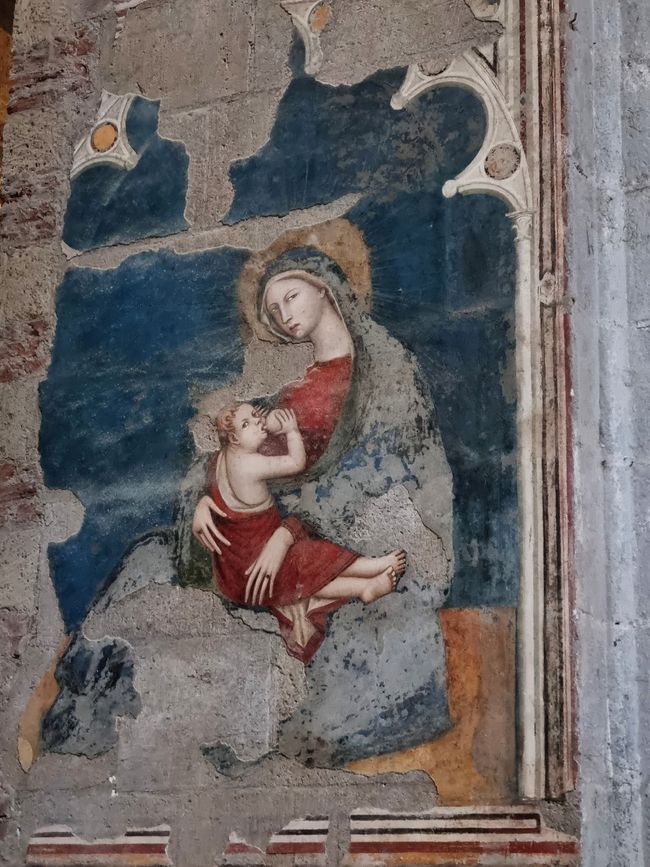 Detail von der Kirche San Pietro a Malella, teils von 1340