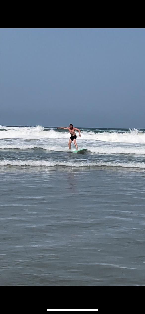 Julian surfing