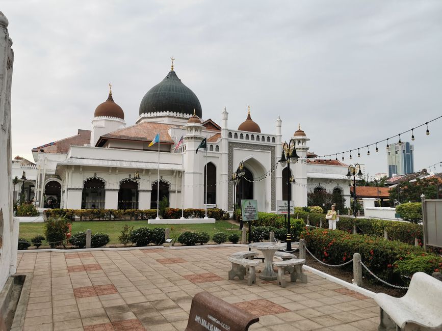 Viaggio verso l'isola di Penang e visite turistiche a Georgetown