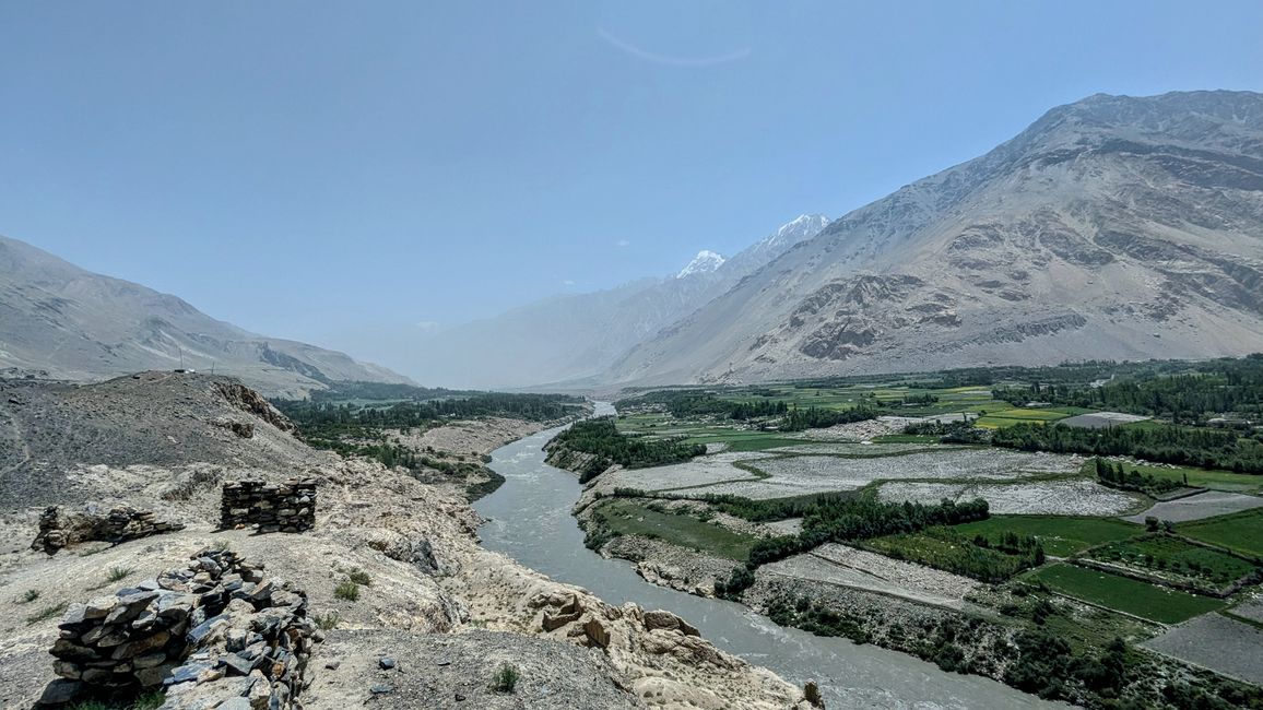 Afghanistan (rechts)