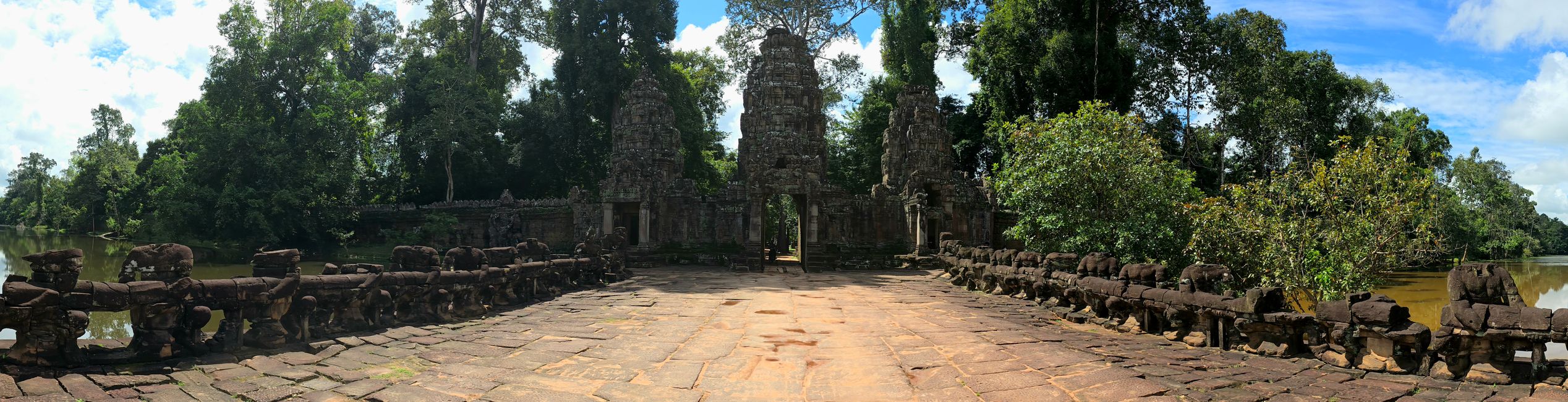 Alles kommt anders... - oder: Die Tempelanlagen von Angkor