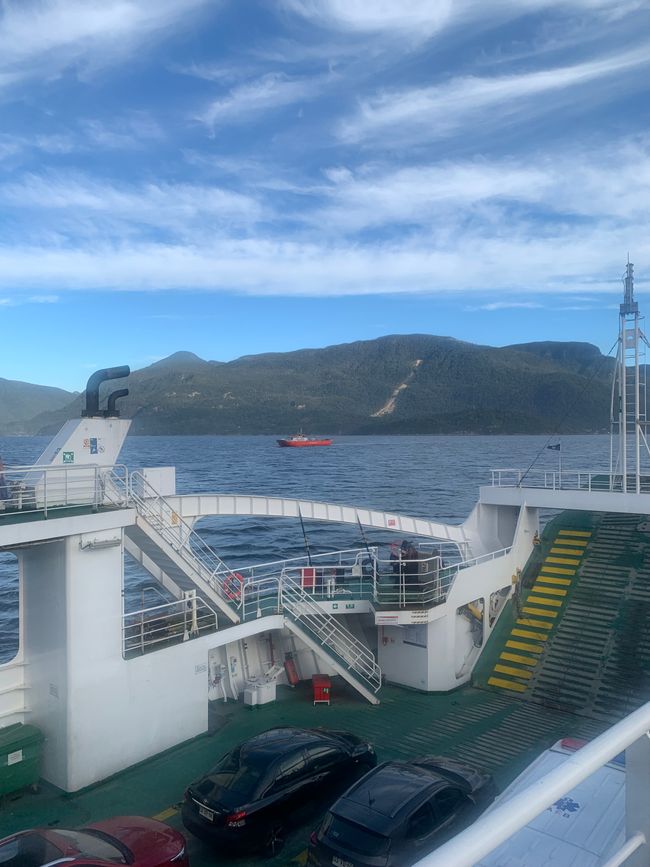 Fähre nach Caleta Puelche