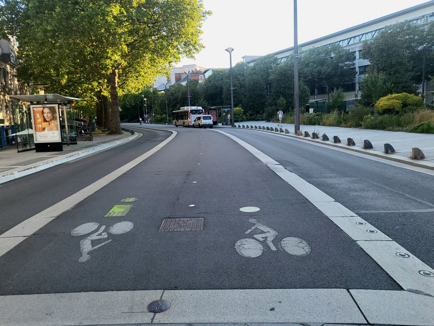 Les pistes cyclables sont généreusement dimensionnées