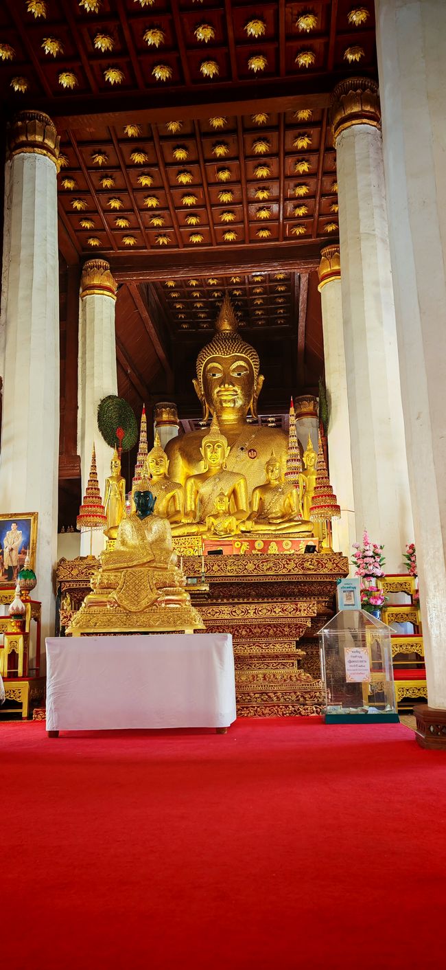 Wat Phra That Chae Haeng