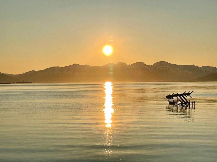 Tag 1 - Hike in the Midnight Sun