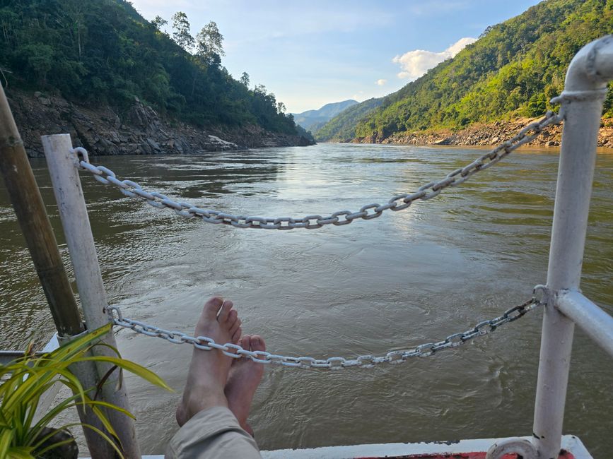 Auf dem Mekong von Luang Prabang nach Ban Houayxay