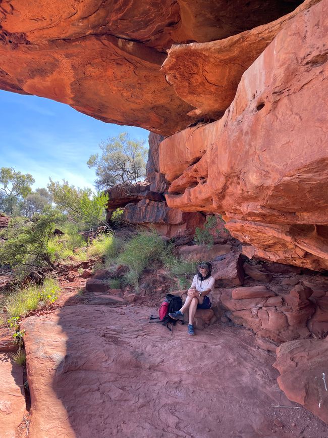 ... Relaxation in the shade of a rock slab