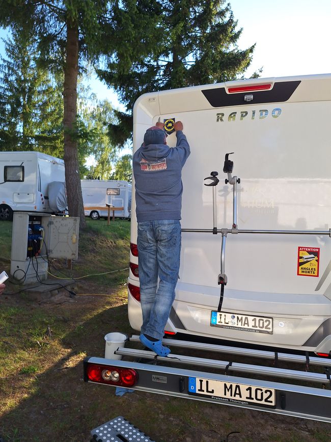 auch hier wird beklebt