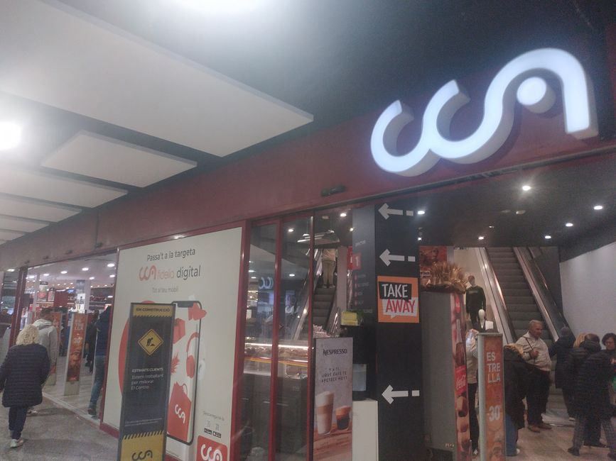 Photos of the CCA Shopping Center (Centre Comercial Andorrà) + Super U in Andorra la Vella