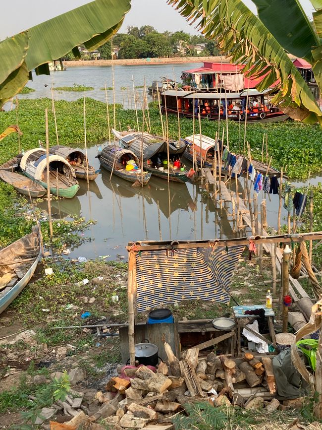 must see: schwimmendes Dorf am Mekong