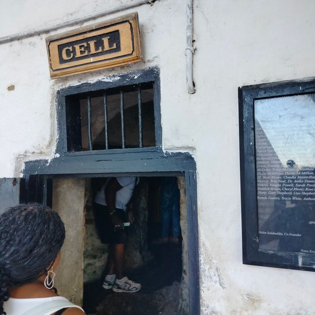 Cape Coast Castle, Elmina Castle & Menschheitsverbrechen Sklaverei